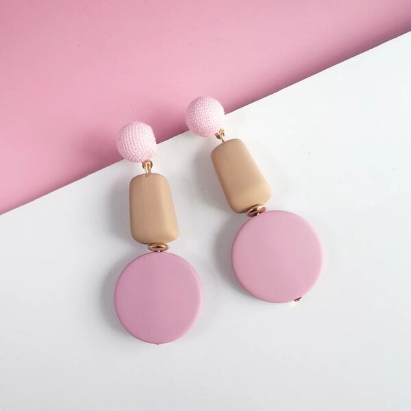 Aretes nude Alala