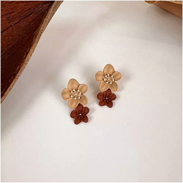 Aretes flor cafe Alala