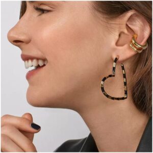 Aretes Corazón Negro Alala